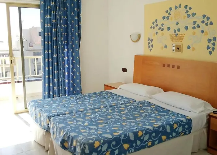 Aeropuerto Sur Hotell San Isidro (Tenerife)