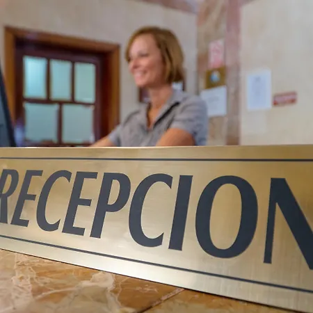 Aeropuerto Sur Hotel San Isidro (Tenerife)