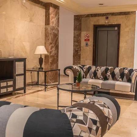 Aeropuerto Sur 3* سان إيسيذرو