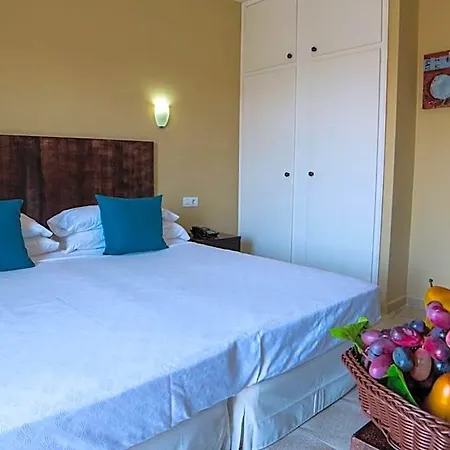 Aeropuerto Sur Hotel San Isidro (Tenerife)