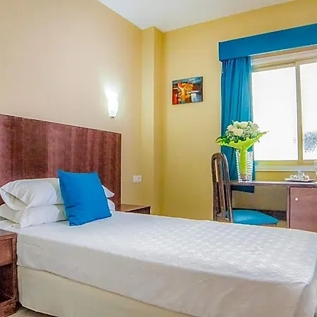 Hotel Aeropuerto Sur 3*