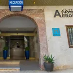 מלון Aeropuerto Sur